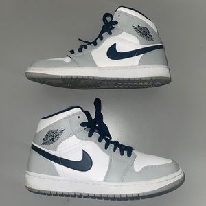Jordan 1 Smoke Grey Size 9.5
